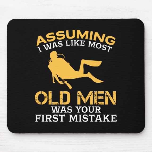 Funny Old Men Who Loves Scuba Diving  Mouse Mat (Front)