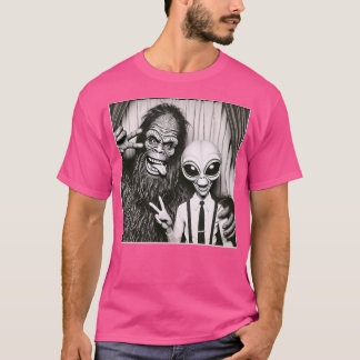 Funny Photobooth Photo Sasquatch Ufo Bigfoot And A T-Shirt