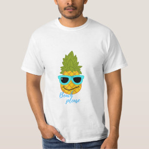 Funny Pineapple Chilling With Summer Sunglasses   T-Shirt