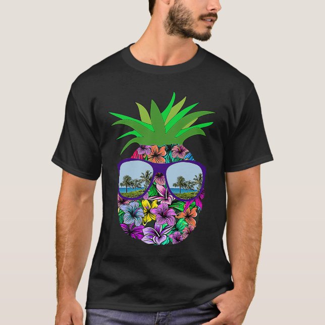 Funny Pineapple Sunglasses Aloha Hawaiian Hawaii B T-Shirt (Front)