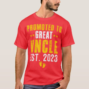 Funny Promoted To Great Uncle Est 2023 Soon To Be T-Shirt