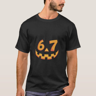 Funny Pumpkin Face 6.7 Halloween Design T-Shirt