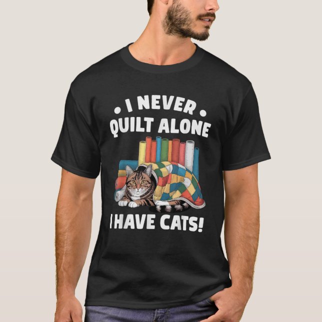 Funny Quilting Art For Men Women Cat Quilt Sewing  T-Shirt (Front)