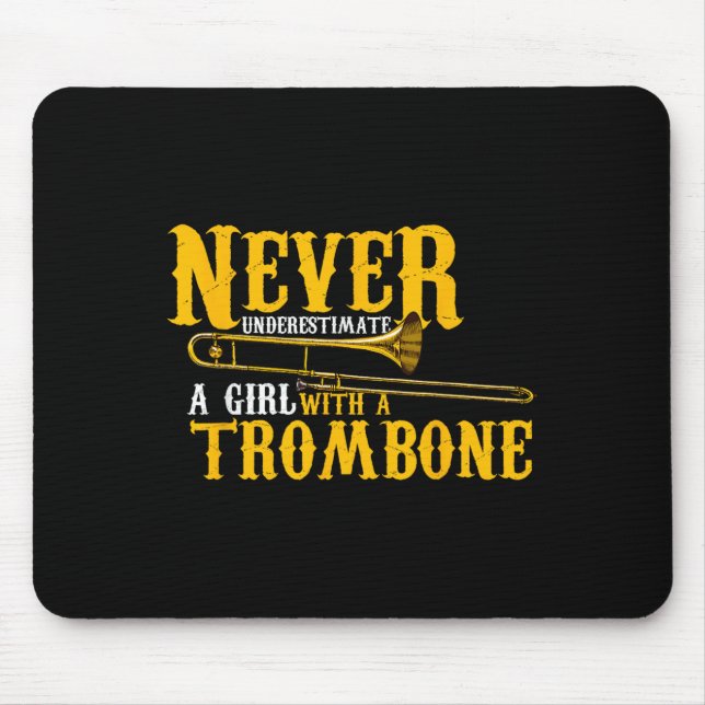 Funny Quote Play Never Underestimate A Girl With A Mouse Mat (Front)