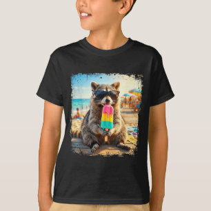 Funny racoon eating popsicle summer animal meme T-Shirt