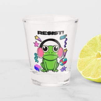 Funny Retro Resist Frog – Vintage 90s Rebellion Fr Shot Glass