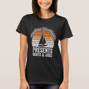 Funny sailing sailboat retro vintage sunset T-Shirt
