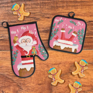 Funny Santa Pink Oven Mitt and Pot Holders Set
