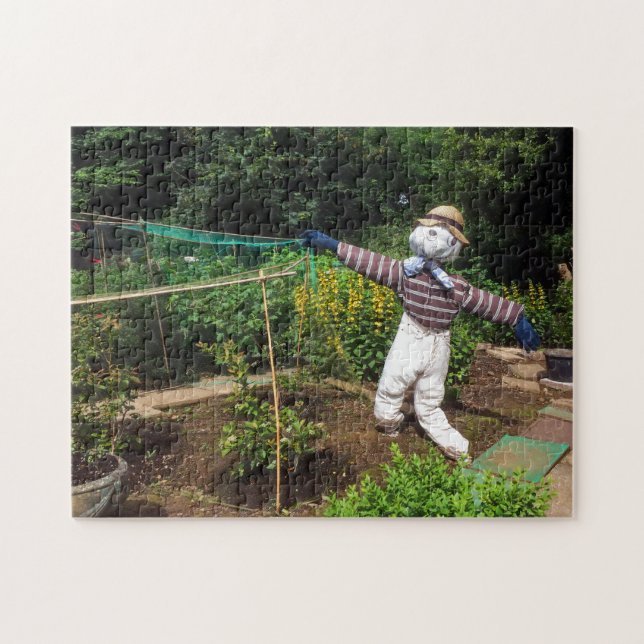 Funny scarecrow jigsaw puzzle (Horizontal)