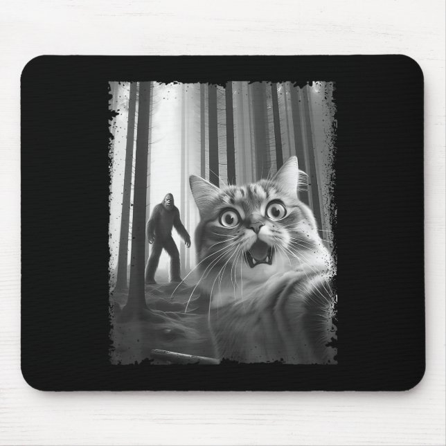 Funny Scared Cat Selfie With Bigfoot Gift Idea Men Mouse Mat (Front)