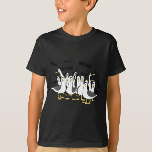 Funny seagull mum mum ocean life mother's day bird T-Shirt