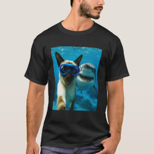 Funny Siamese Cat Selfie with Shark Ocean Lovers T-Shirt