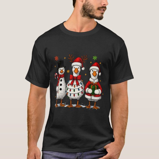 Funny Silly Goose Merry Christmas Lights Goose Xma T-Shirt (Front)