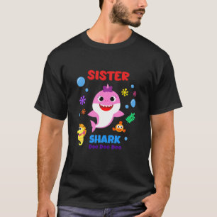 Funny Sister Shark Doo Doo Doo Sister Shark Birthd T-Shirt
