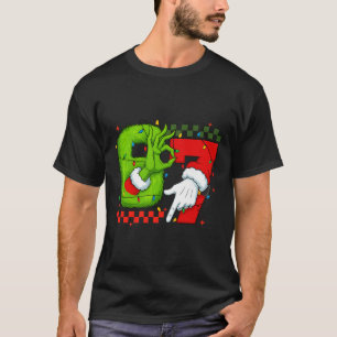 Funny Six Seven 67 Meme 6 7 Christmas Elf Hand Boy T-Shirt