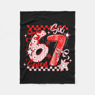 Funny Six Seven 6 7 Meme Men Women Kids Valentine  Fleece Blanket