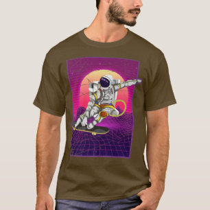 Funny Skateboarder Outer Space Retro 80s Vaporwave T-Shirt
