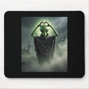 Funny Spooky Alien Heart Hands Horror Poster Hallo Mouse Mat