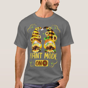 Funny Spring Gnomie For Plant Lady Cute Sunflower T-Shirt