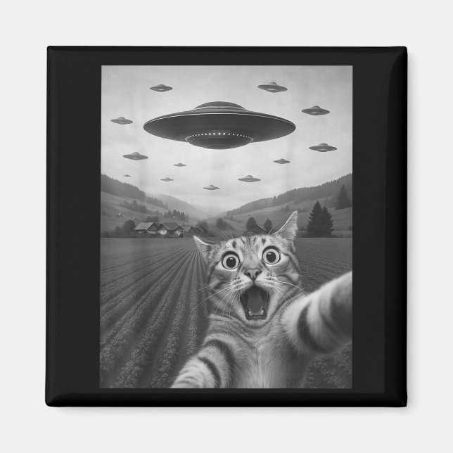 Funny Surprised Ed Cat Selfie With Alien Ufo Cat U Magnet (Front)