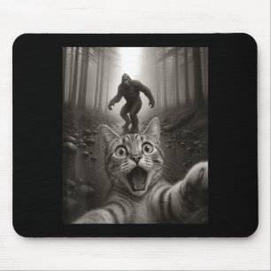 Funny Surprised Ed Cat Selfie With Bigfoot Sasquat Mouse Mat