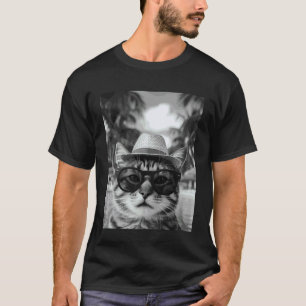 Funny Tabby Cat Selfie Cat Summer Vacation T-Shirt