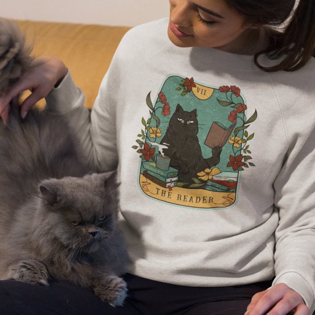Funny The Reader Tarot Card Cat Sweatshirt (Creator Uploaded)