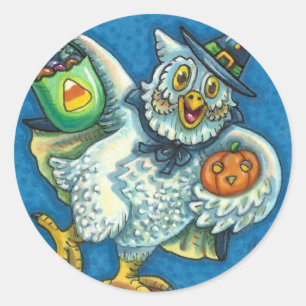 FUNNY TRICK OR TREAT SMELL MY FEET HALLOWEEN OWL CLASSIC ROUND STICKER
