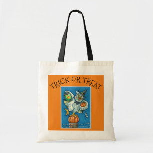 FUNNY TRICK OR TREAT SMELL MY FEET HALLOWEEN OWL TOTE BAG