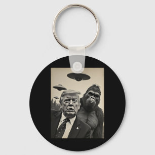 Funny Trump Bigfoot Selfie With Ufos Weird Alien Key Ring