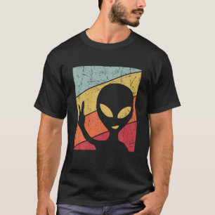 Funny UFO Lover Retro 80 s Style Vintage Alien Spa T-Shirt