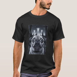 Funny UFO Pug Selfie Alien Dog Lover Gift T-Shirt