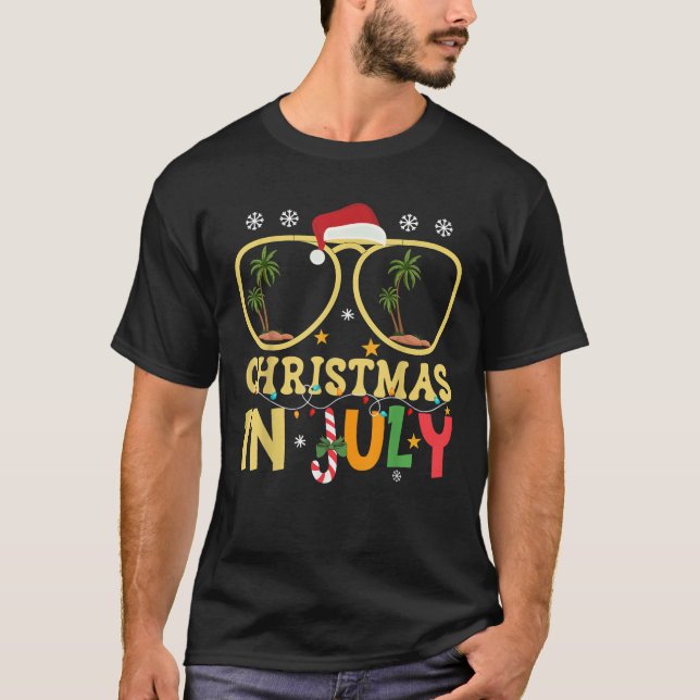Funny Vacation Christmas In July Santa Hat Xmas Su T-Shirt (Front)