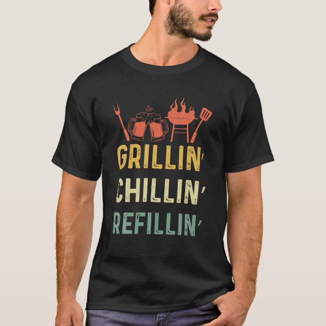 Funny Vintage Grill Dad Grilling Chilling T-Shirt (Front)