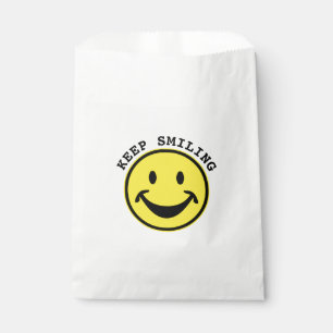 Funny yellow + your backg. & ideas favour bags