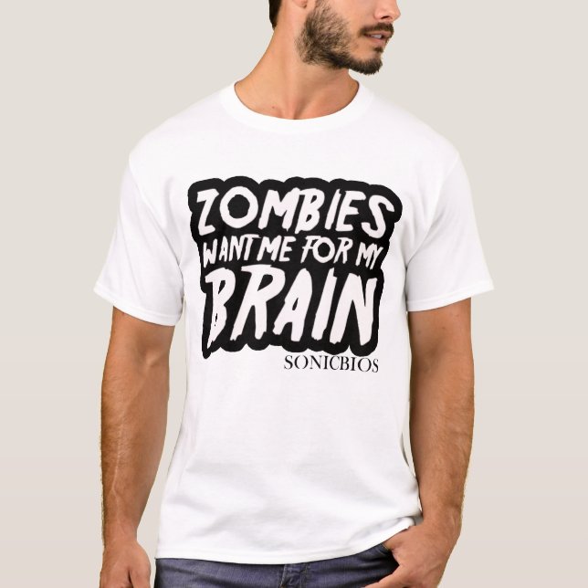 Funny : zombie want me T shirt (Front)