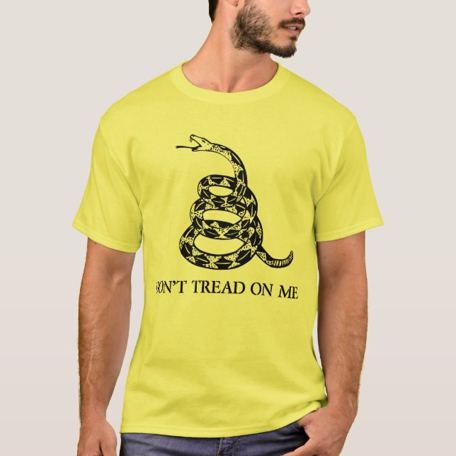 gadsden flag - don't tread on me T-Shirt (Front)