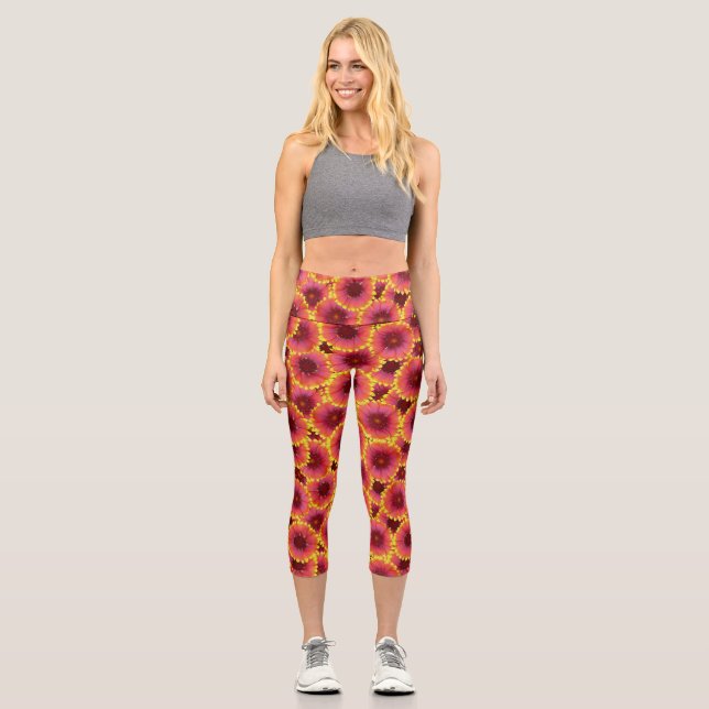 Gaillardia Seamless Pattern Capri Leggings (Front)
