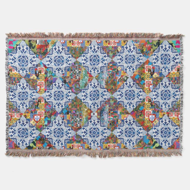 Galo de Barcelos, Portugal Throw Blanket (Front)