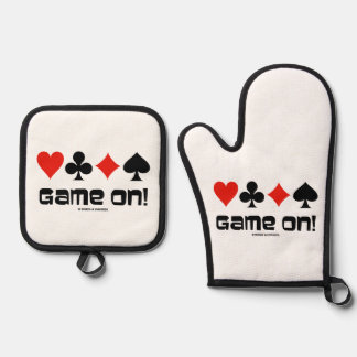 Game On! (Four Card Suits) Oven Mitt & Pot Holder Set