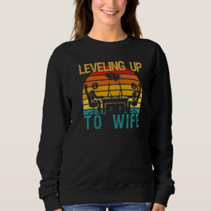 Gamer Engagement Future Mr & Mrs Levelling Up To W Sweatshirt