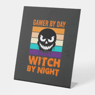 Gamer Witch Halloween Retro Skull Pedestal Sign