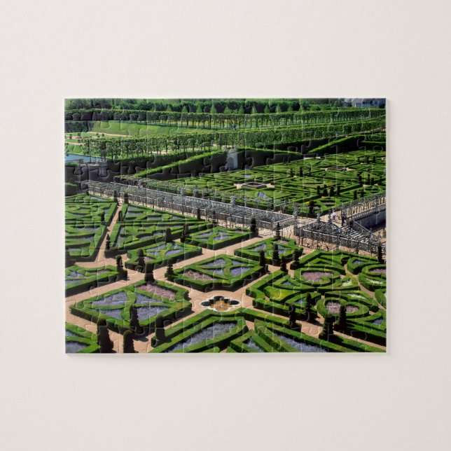 Garden at Villandry Chateau, Indre-et-Loire, Jigsaw Puzzle (Horizontal)