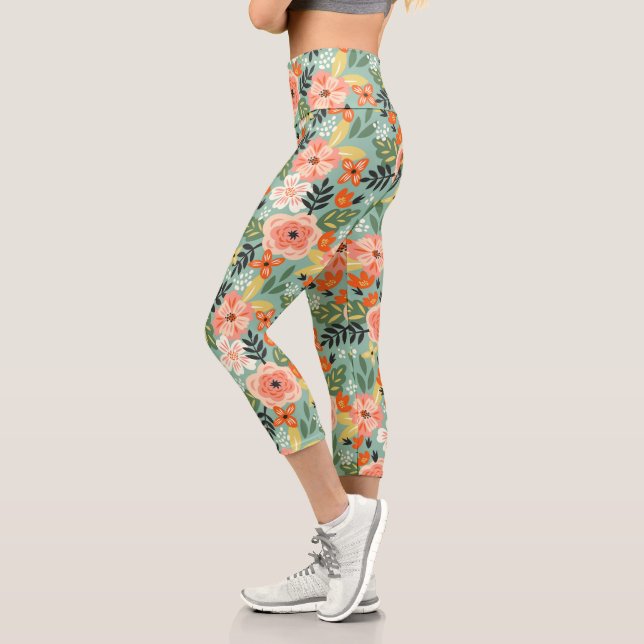 Garden Floral Pattern Capri Leggings (Left)