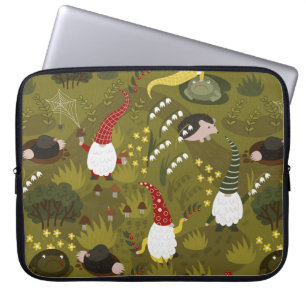 Garden Gnomes: Humourous Flora Fauna. Laptop Sleeve