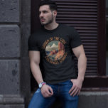 Garden of the Gods Colorado Springs Distressed T-Shirt<br><div class="desc">Garden of the Gods vector design. Located at the base of Pikes Peak,  this National Natural Landmark and popular park features stunning geological formations,  rock climbing,  and nature trails.</div>