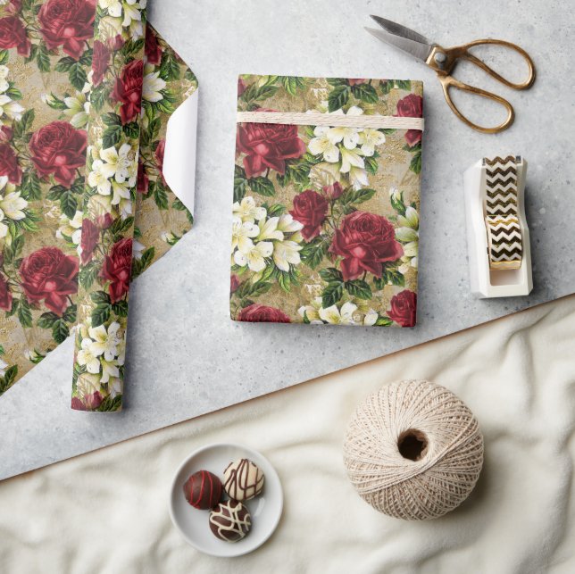 Garden Red Roses Wrapping Paper (Crafts)