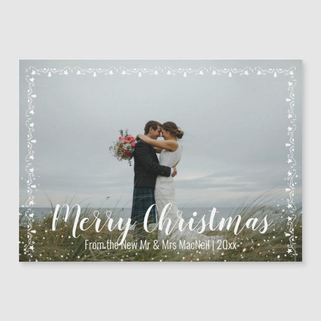 Garland Trimmed Holiday Photo 5 x 7 Magnetic Card (Front)