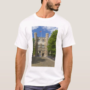 Gate to Trinity College and rows of bicycles, T-Shirt