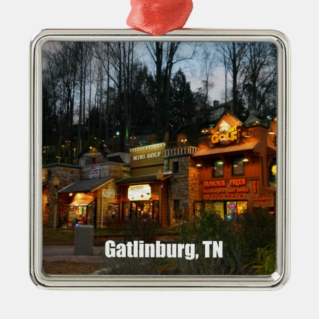 Gatlinburg, Tennessee Metal Tree Decoration (Front)